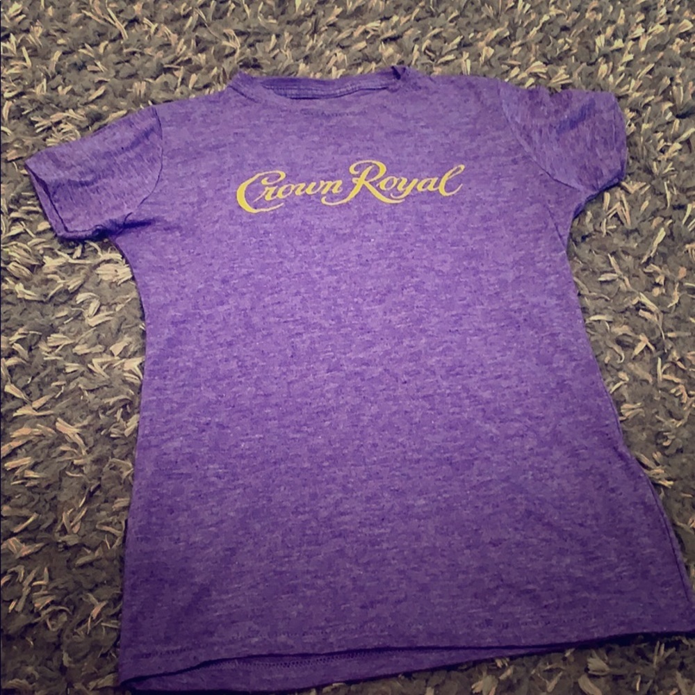 Crown Royal T-shirt Sz Small
